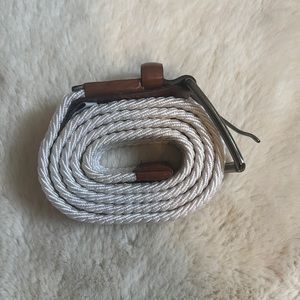 White braided belt, with leather accents